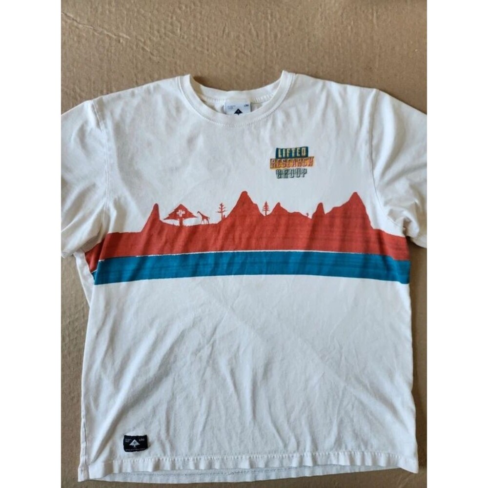 Men's LRG XXL t shirt